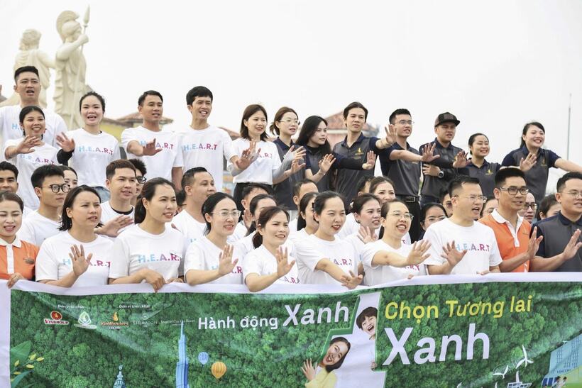 Hàng nghìn người hưởng ứng “Hành động Xanh - Chọn tương lai Xanh” - 11