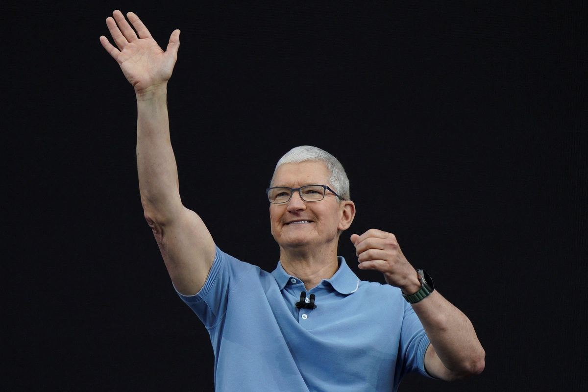 Rời ghế CEO Apple, Tim Cook gửi tâm thư xúc động, tiết lộ thói quen mỗi sáng và công việc tốt nhất thế giới
