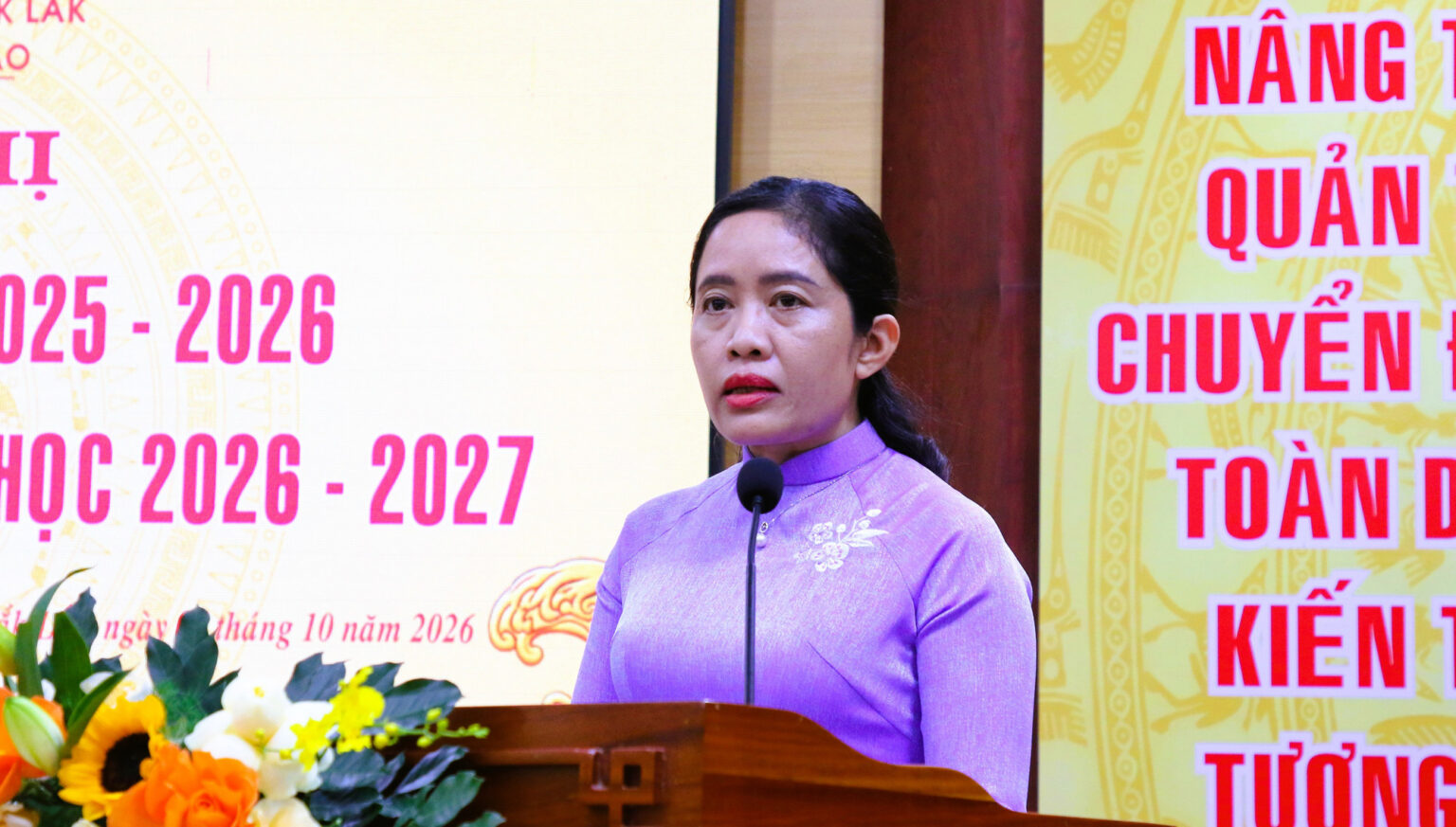 Giám đốc Sở GD&ĐT Đắk Lắk Lê Thị Thanh Xuân phát biểu. (Ảnh: Thành Tâm) 1-gd-xuan.jpg