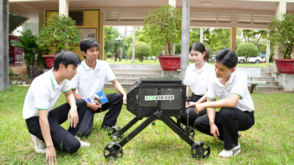 Dự án Robot diệt cỏ bằng laser ECOSTRIKER của sinh viên Trường Đại học Sư phạm Kỹ thuật - Đại học Đà Nẵng.