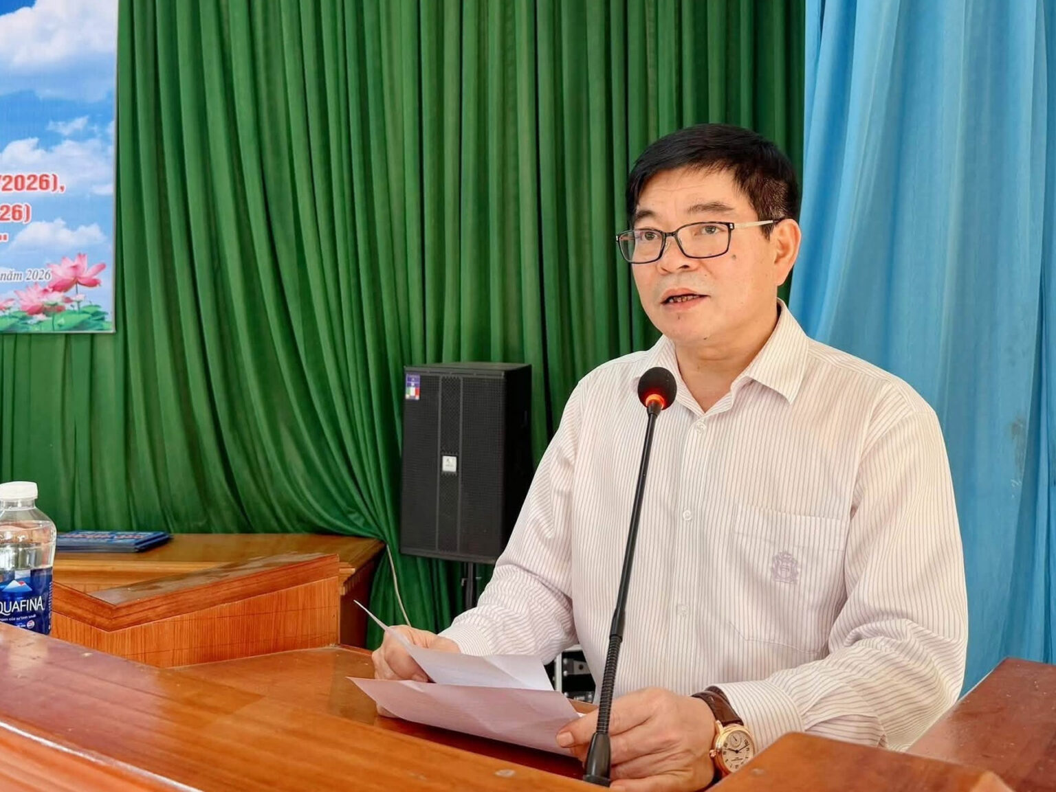 Ông Ngô Hữu Mai, Bí thư Đảng ủy, Chủ tịch HĐND xã Vĩnh Thành phát biểu tại chương trình. vt6.jpg